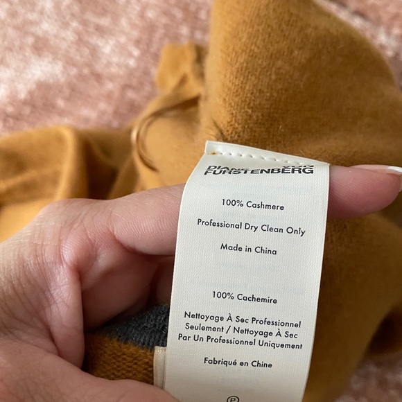 DFV honey wrap dress - Picture 6 of 7